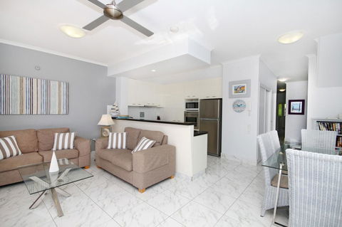 Unit 8 Bronte Of Coolum - Accommodation Burleigh 12