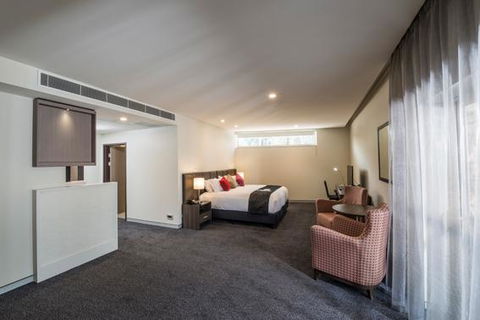 Alexandra Hills Hotel - Accommodation Burleigh 11