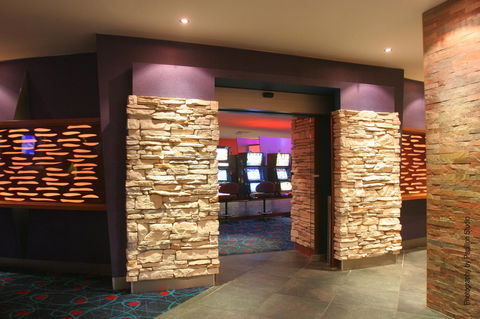 Alexandra Hills Hotel - Accommodation Burleigh 18