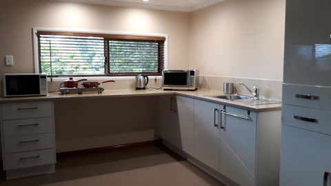 Private Apartment With Scenic Gardens - Accommodation Burleigh 9