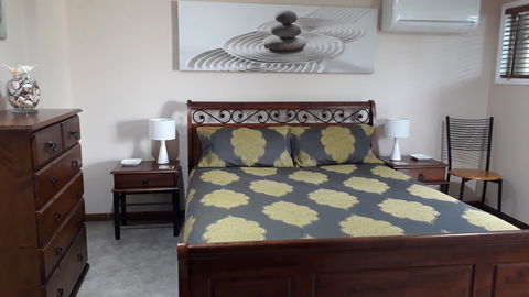 Private Apartment With Scenic Gardens - Accommodation Burleigh 4