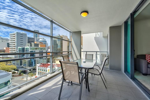 Flynn Brisbane - Accommodation Burleigh 12