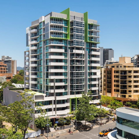 Flynn Brisbane - Accommodation Burleigh 5
