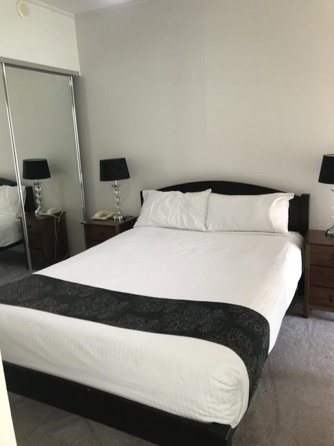 Flynn Brisbane - Accommodation Burleigh 1