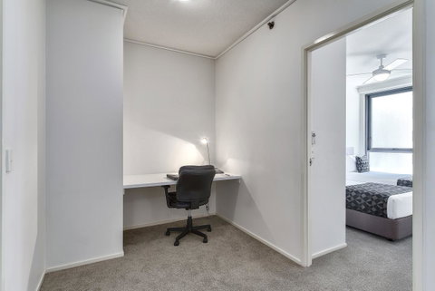 Flynn Brisbane - Accommodation Burleigh 22