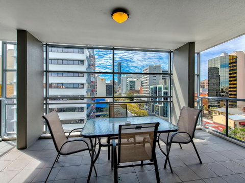 Flynn Brisbane - Accommodation Burleigh 40