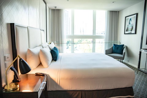 The Inchcolm - Accommodation Burleigh 44
