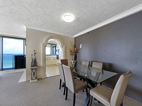 Surf 150 - Accommodation Burleigh 10