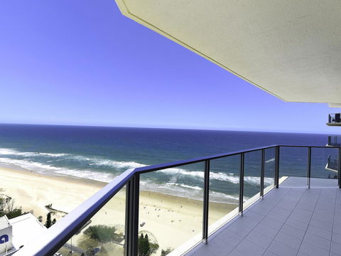 Surf 150 - Accommodation Burleigh 8