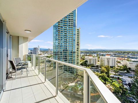 Surf 150 - Accommodation Burleigh 26