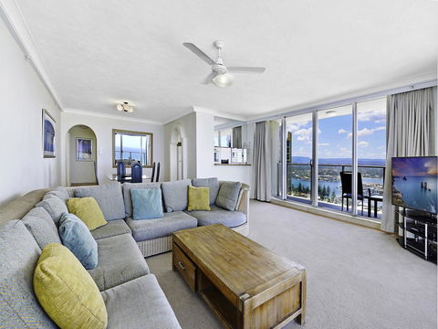 Surf 150 - Accommodation Burleigh 29