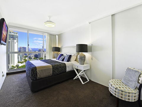 Surf 150 - Accommodation Burleigh 9