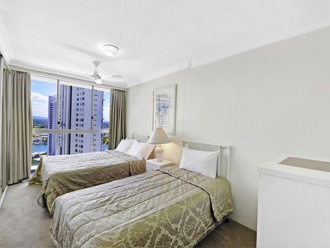 Surf 150 - Accommodation Burleigh 17