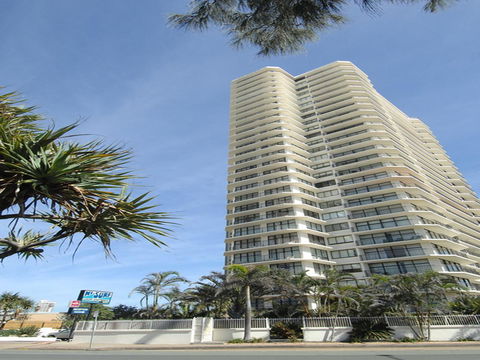 Surf 150 - Accommodation Burleigh 3