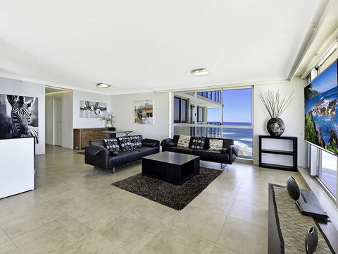 Surf 150 - Accommodation Burleigh 13