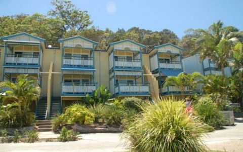 Beach Front Villa At Tangalooma - Accommodation Burleigh 5