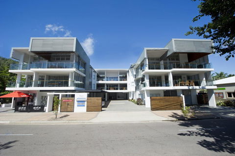 Maggies Beachfront Apartment 12 - Accommodation Burleigh 0