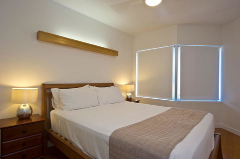 Maggies Beachfront Apartment 12 - Accommodation Burleigh 12