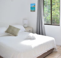 1 min. Walk To Beach Horeseshoe Bay Holiday Units - Accommodation Burleigh