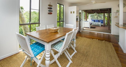 Koorakai - Accommodation Burleigh 7