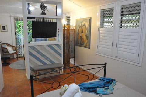 From Bush2Beach Holiday Home - Accommodation Burleigh 14