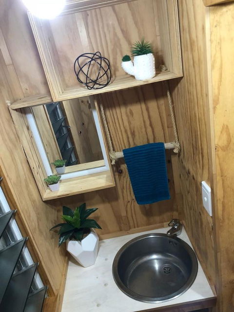 SEA-green - Accommodation Burleigh 9