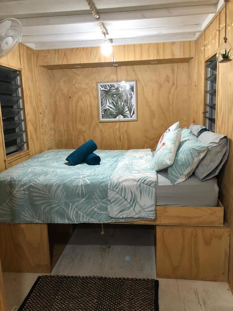 SEA-green - Accommodation Burleigh 8