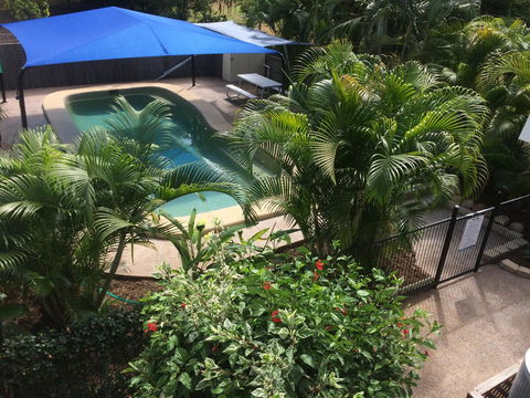 Tropical Palms Resort & 4WD Hire - Accommodation Burleigh 20