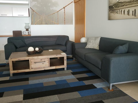 Best At Bright Point Absolute Waterfront Apartment - Accommodation Burleigh 12