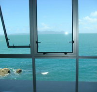 Best at Bright Point Absolute Waterfront 4 bedroom apartment - Accommodation Burleigh