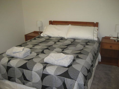 Sue's Place - Accommodation Burleigh 5
