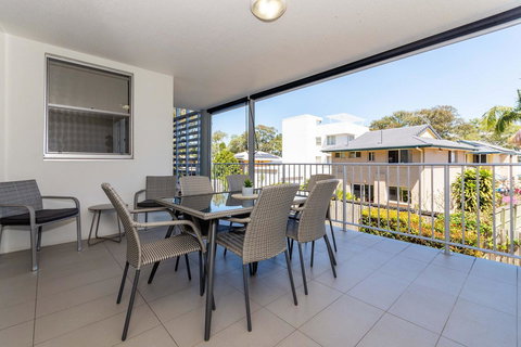 First Floor, Air Conditioned, Free Wi-Fi! - Accommodation Burleigh 8