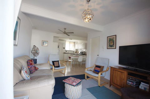 Bird Song - Accommodation Burleigh 6