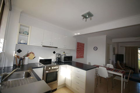 Bird Song - Accommodation Burleigh 10