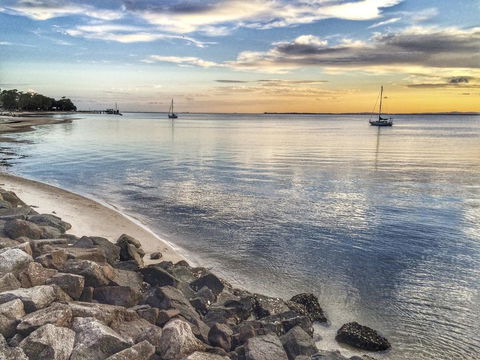 Fabulous Family Destination In Paradise Parade, Bongaree - Accommodation Burleigh 3