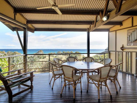 Claytons 1 By Discover Stradbroke - Accommodation Burleigh 12