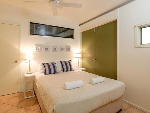 Claytons 1 By Discover Stradbroke - Accommodation Burleigh 11