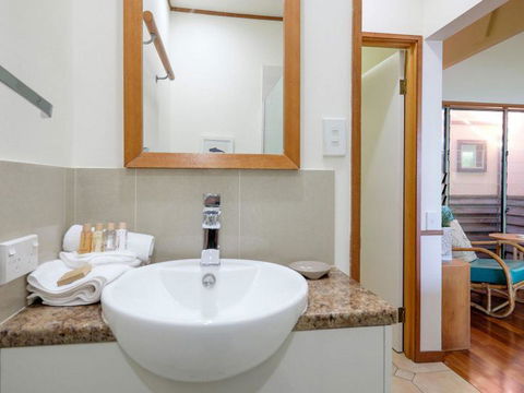 Claytons 1 By Discover Stradbroke - Accommodation Burleigh 10