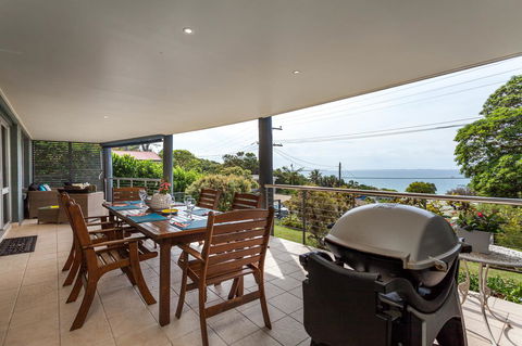 Seychelles Down - Accommodation Burleigh 2