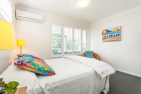 Seychelles Down - Accommodation Burleigh 18