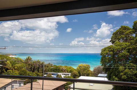 Seychelles Up - Accommodation Burleigh 0