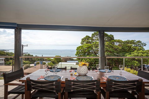 Seychelles Up - Accommodation Burleigh 4