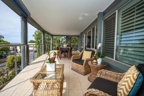Seychelles Up - Accommodation Burleigh 5