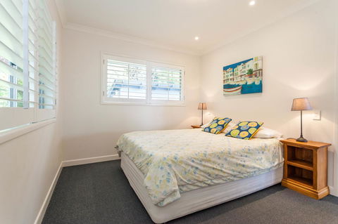 Seychelles Up - Accommodation Burleigh 21