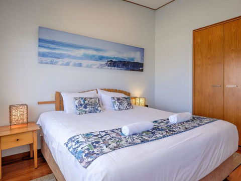 Claytons 9 - Accommodation Burleigh 11