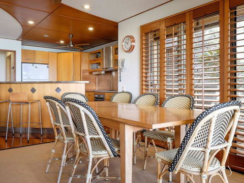 Claytons 9 - Accommodation Burleigh 3