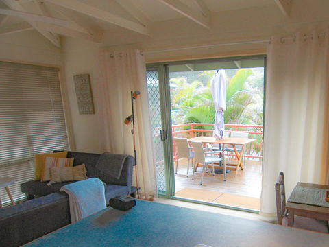 17 Pt Lookout Beach Resort - Accommodation Burleigh 2