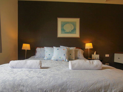 17 Pt Lookout Beach Resort - Accommodation Burleigh 17