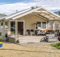 Adventure Bay Holiday Home - Accommodation Burleigh