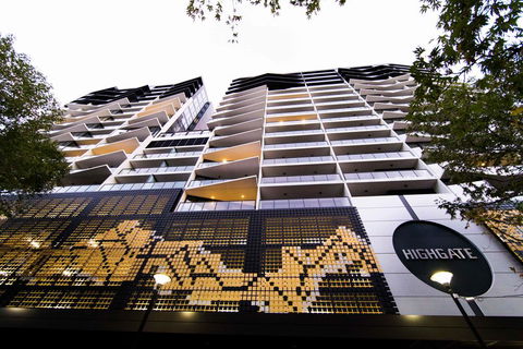 Highgate CBD Apartment - Accommodation Burleigh 0
